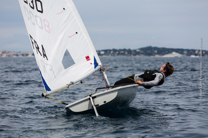 Entrainement Laser Radial_Louise Cervera_Matisse Pacaud_YCC_Cannes_JL_5D3_02 06 2016-0358.jpg