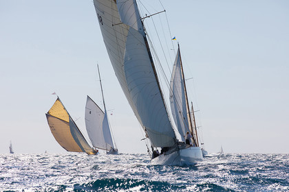 DER190928_090.jpg